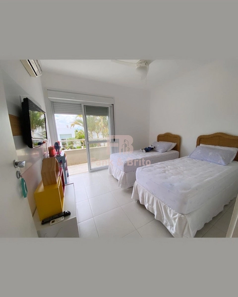 Sobrado Mobiliado com Piscina em Condomínio: 8ª foto da galeria de imagens do imóvel