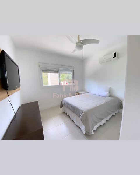 Sobrado Mobiliado com Piscina em Condomínio: 7ª foto da galeria de imagens do imóvel