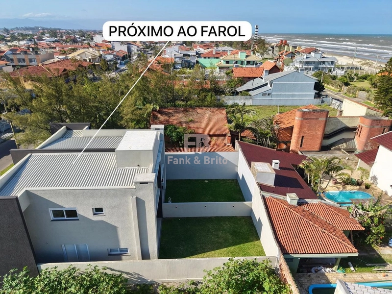 SOBRADO À VENDA EM CAPÃO DA CANOA PRONTO PARA USO JUNTO AO MAR: 27ª foto da galeria de imagens do imóvel