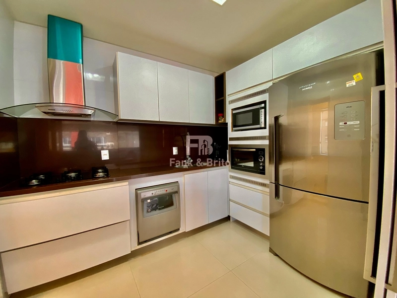 Com 3 dormitórios e Vista Mar: 25ª foto da galeria de imagens do imóvel