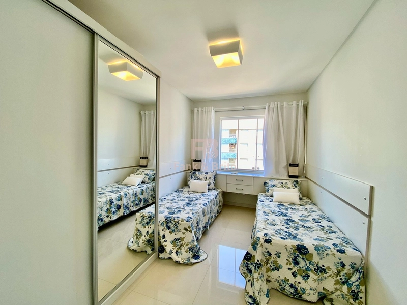 Com 3 dormitórios e Vista Mar: 28ª foto da galeria de imagens do imóvel