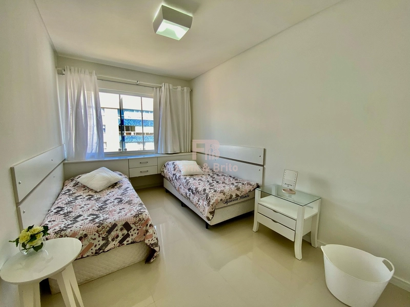 Com 3 dormitórios e Vista Mar: 30ª foto da galeria de imagens do imóvel