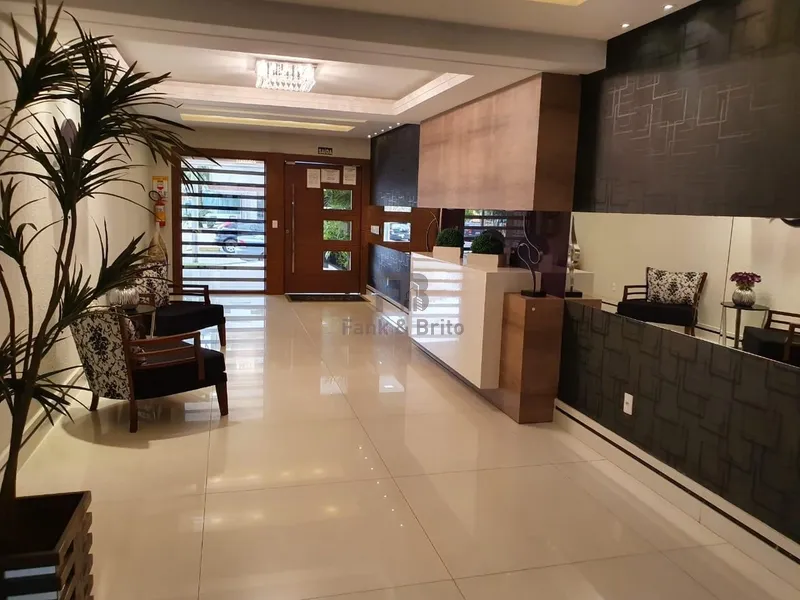 CASA SUSPENSA, DE FRENTE PARA LINDA PRAÇA!: 31ª foto da galeria de imagens do imóvel