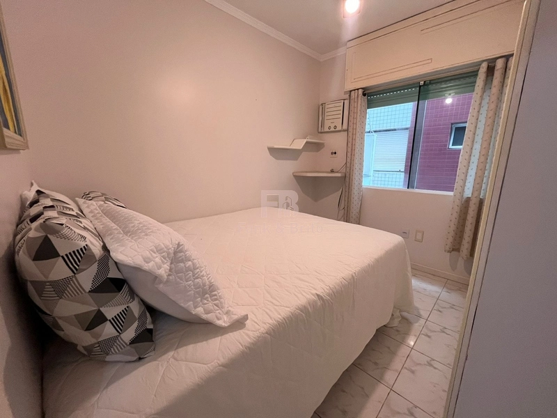 JUNTO A PRAÇA FLAVIO BOIANOVISK! SACADA DE FRENTE COM CHURRASQUEIRA: 19ª foto da galeria de imagens do imóvel