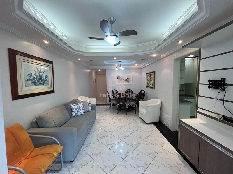 JUNTO A PRAÇA FLAVIO BOIANOVISK! SACADA DE FRENTE COM CHURRASQUEIRA: 1ª foto da galeria de imagens do imóvel