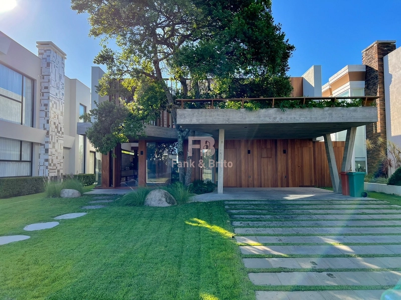 CONDOMÍNIO VELAS DA MARINA!!! SOBRADO À VENDA COM 370M²: 1ª foto da galeria de imagens do imóvel