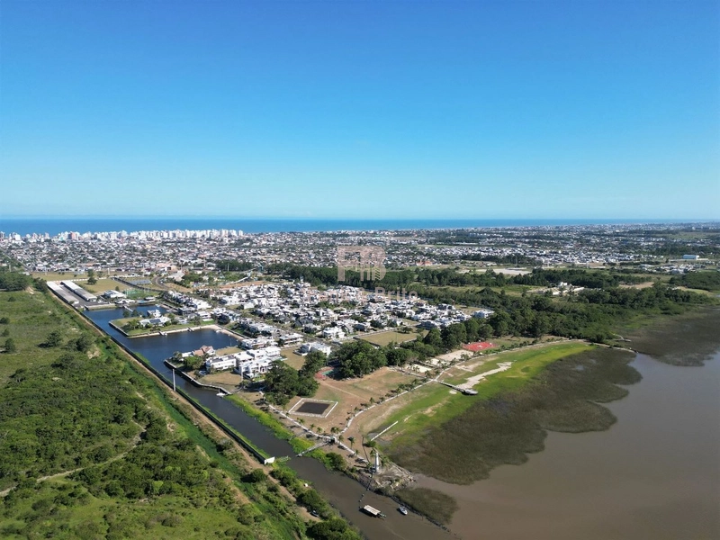 CONDOMÍNIO VELAS DA MARINA!!! SOBRADO À VENDA COM 370M²: 45ª foto da galeria de imagens do imóvel