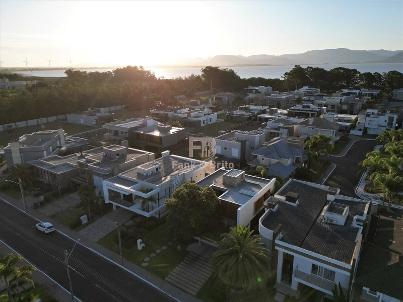 CONDOMÍNIO VELAS DA MARINA!!! SOBRADO À VENDA COM 370M²: 47ª foto da galeria de imagens do imóvel