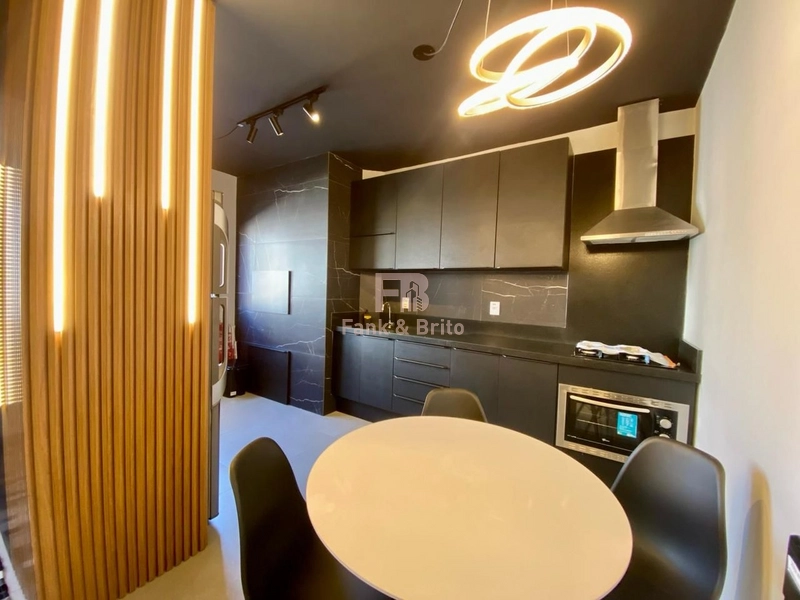 Apartamento mobiliado e decorado a uma quadra do mar: 4ª foto da galeria de imagens do imóvel