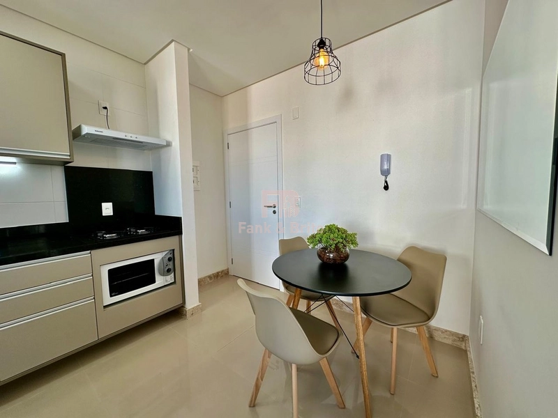 LOCALIZADO JUNTO A PRAÇA ISRAELITA, APENAS 2 QUADRAS DO MAR!: 30ª foto da galeria de imagens do imóvel