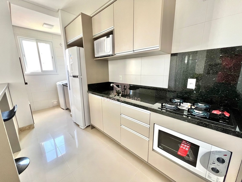 LOCALIZADO JUNTO A PRAÇA ISRAELITA, APENAS 2 QUADRAS DO MAR!: 9ª foto da galeria de imagens do imóvel