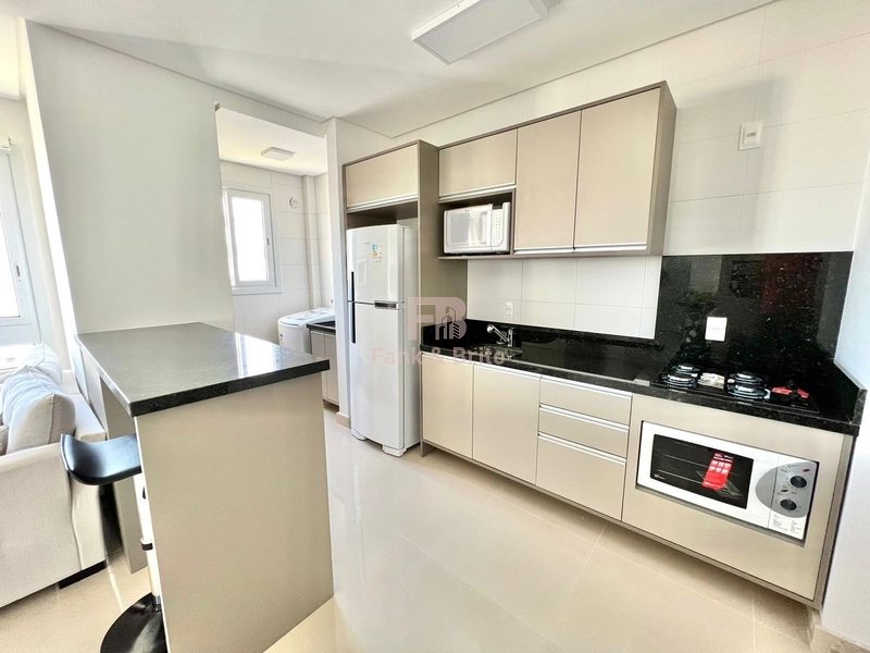 LOCALIZADO JUNTO A PRAÇA ISRAELITA, APENAS 2 QUADRAS DO MAR!: 8ª foto da galeria de imagens do imóvel