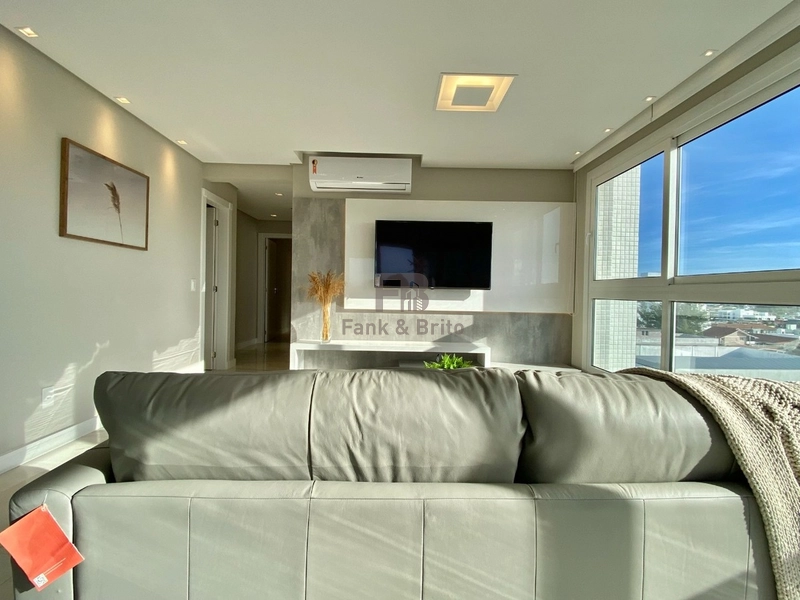 DOIS DORMITÓRIOS SENDO DUAS SUÍTES: 12ª foto da galeria de imagens do imóvel