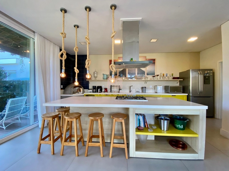 Casa de Condomínio com 4 Quartos e 6 banheiros à Venda.: 20ª foto da galeria de imagens do imóvel