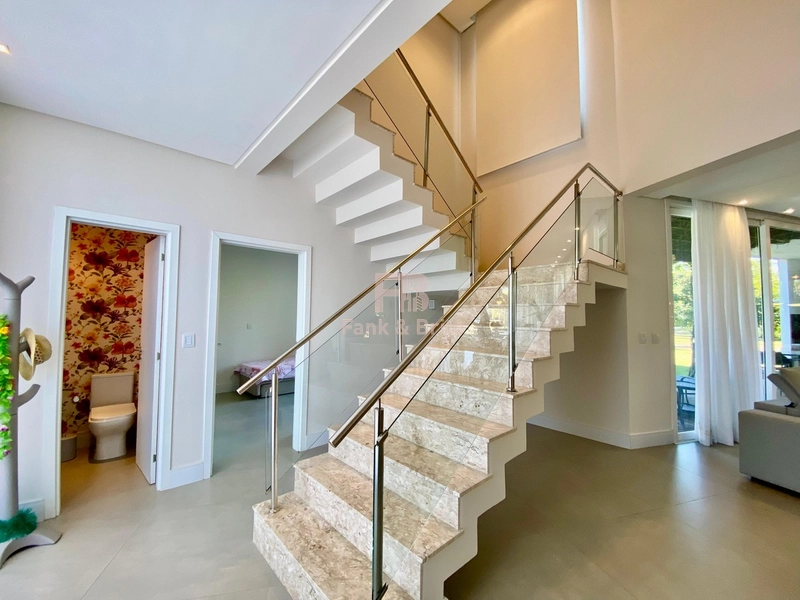 Casa de Condomínio com 4 Quartos e 6 banheiros à Venda.: 48ª foto da galeria de imagens do imóvel