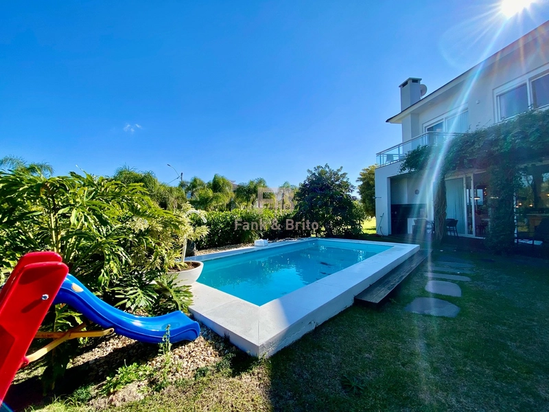 Casa de Condomínio com 4 Quartos e 6 banheiros à Venda.: 38ª foto da galeria de imagens do imóvel