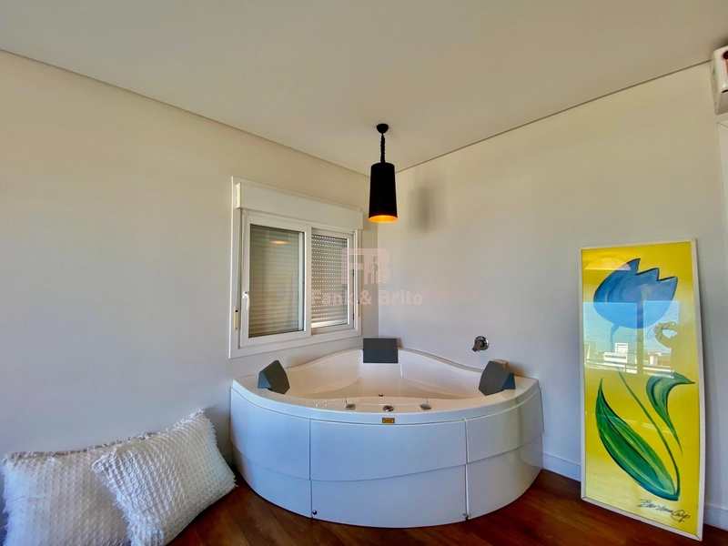 Casa de Condomínio com 4 Quartos e 6 banheiros à Venda.: 61ª foto da galeria de imagens do imóvel