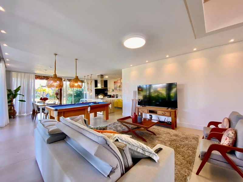 Casa de Condomínio com 4 Quartos e 6 banheiros à Venda.: 37ª foto da galeria de imagens do imóvel