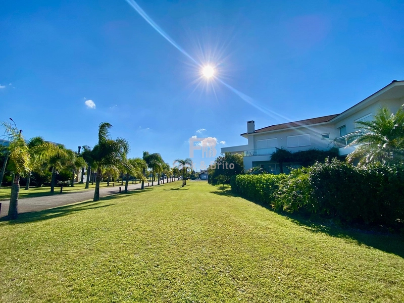 Casa de Condomínio com 4 Quartos e 6 banheiros à Venda.: 7ª foto da galeria de imagens do imóvel