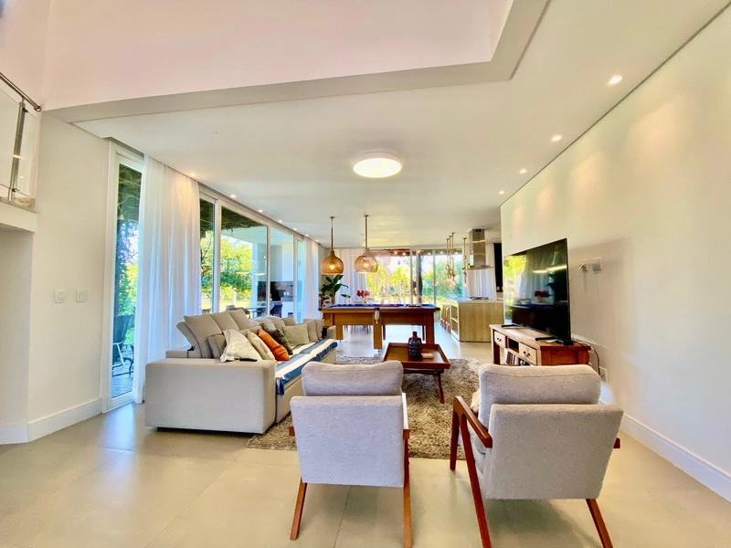 Casa de Condomínio com 4 Quartos e 6 banheiros à Venda.: 33ª foto da galeria de imagens do imóvel