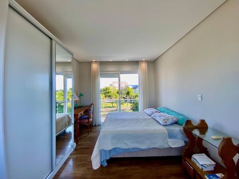 Casa de Condomínio com 4 Quartos e 6 banheiros à Venda.: 52ª foto da galeria de imagens do imóvel