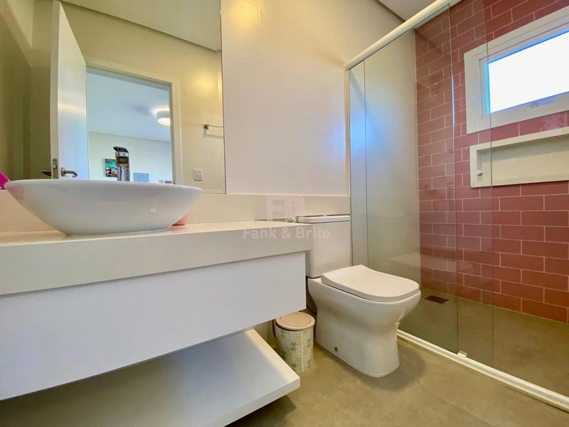 Casa de Condomínio com 4 Quartos e 6 banheiros à Venda.: 59ª foto da galeria de imagens do imóvel