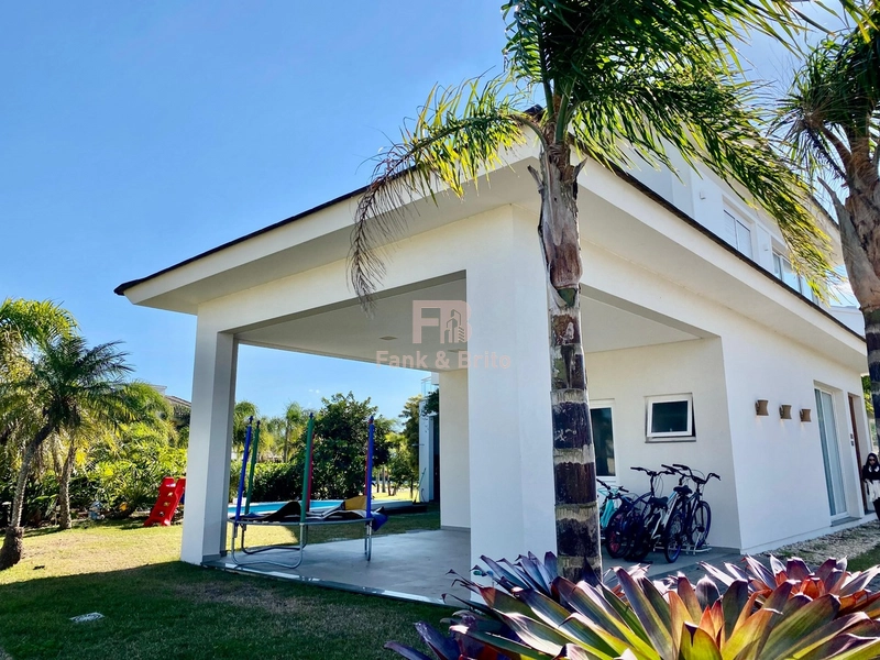 Casa de Condomínio com 4 Quartos e 6 banheiros à Venda.: 4ª foto da galeria de imagens do imóvel