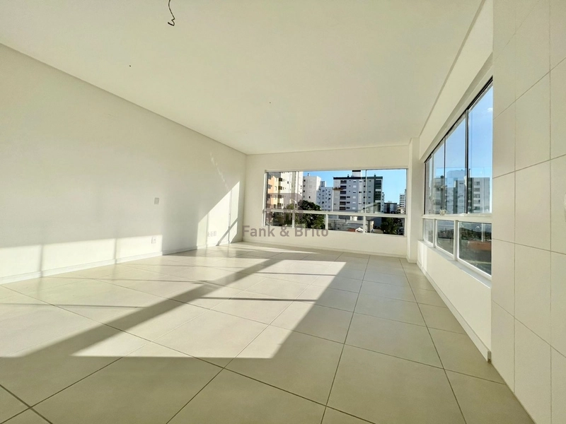 APARTAMENTO DE FRENTE PARA AVENIDA CENTRAL COM VISTA LIBERADA: 25ª foto da galeria de imagens do imóvel