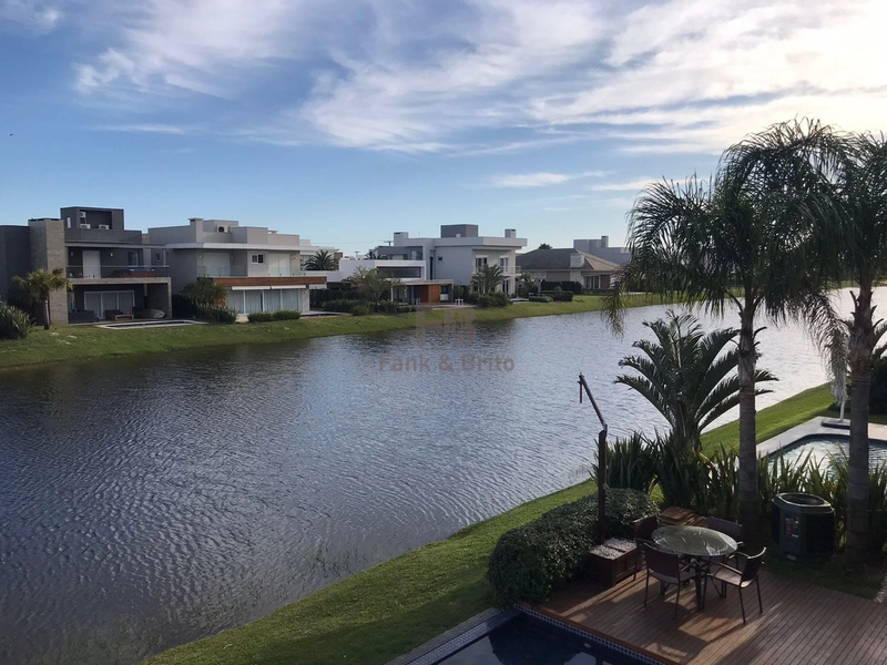 RARIDADE NO ENSEADA LAGOS DE XANGRI-LÁ: 5ª foto da galeria de imagens do imóvel