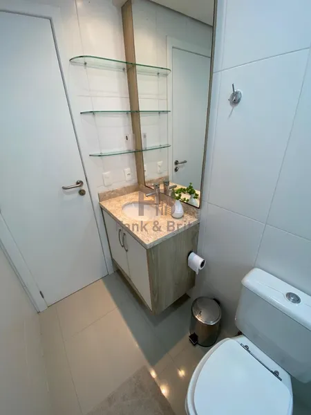 ESQUINA COM A PRAÇA TIARAJU, AO LADO DA UBIRAJARA: 14ª foto da galeria de imagens do imóvel