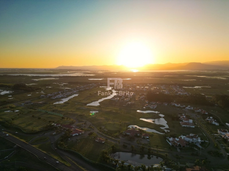CASA A VENDA EM CONDOMÍNIO FECHADO: 40ª foto da galeria de imagens do imóvel