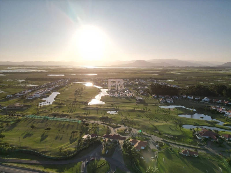 CASA A VENDA EM CONDOMÍNIO FECHADO: 50ª foto da galeria de imagens do imóvel