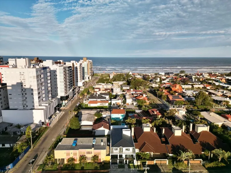 MANSÃO NEOCLÁSSICA À VENDA: 3ª foto da galeria de imagens do imóvel