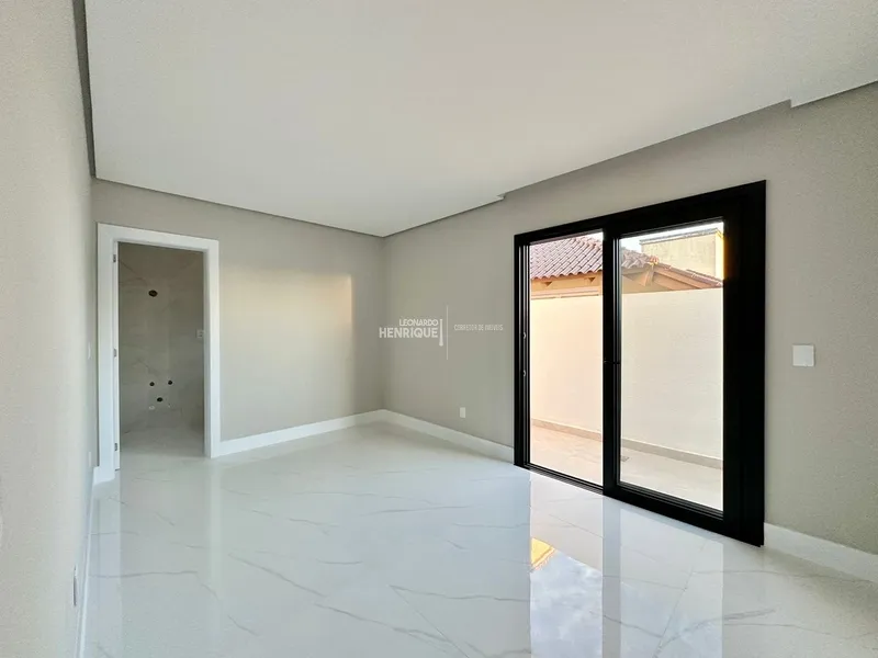 MANSÃO NEOCLÁSSICA À VENDA: 45ª foto da galeria de imagens do imóvel