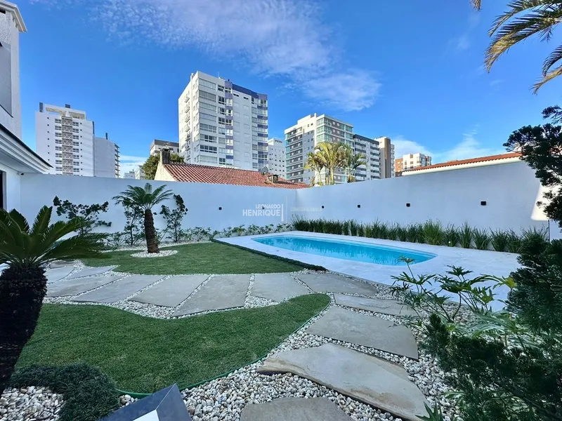 MANSÃO NEOCLÁSSICA À VENDA: 17ª foto da galeria de imagens do imóvel