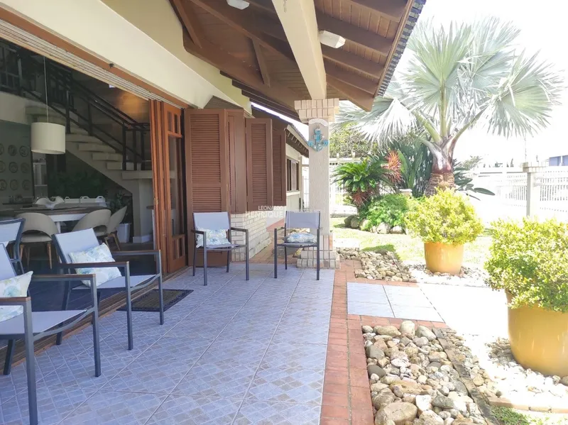 CASA LINDA!!: 6ª foto da galeria de imagens do imóvel