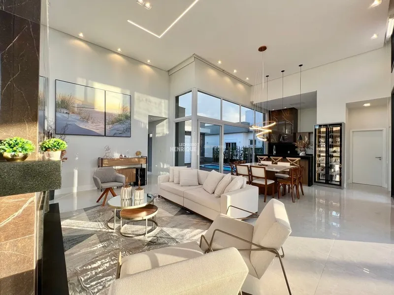 Casa em condomínio com 4 Suítes: 9ª foto da galeria de imagens do imóvel