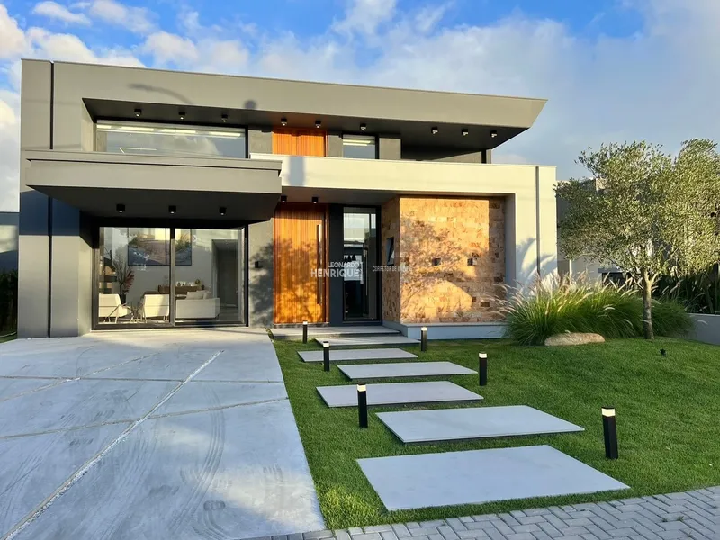 Casa em condomínio com 4 Suítes: 24ª foto da galeria de imagens do imóvel