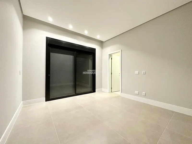 LINDO SOBRADO À VENDA!: 11ª foto da galeria de imagens do imóvel