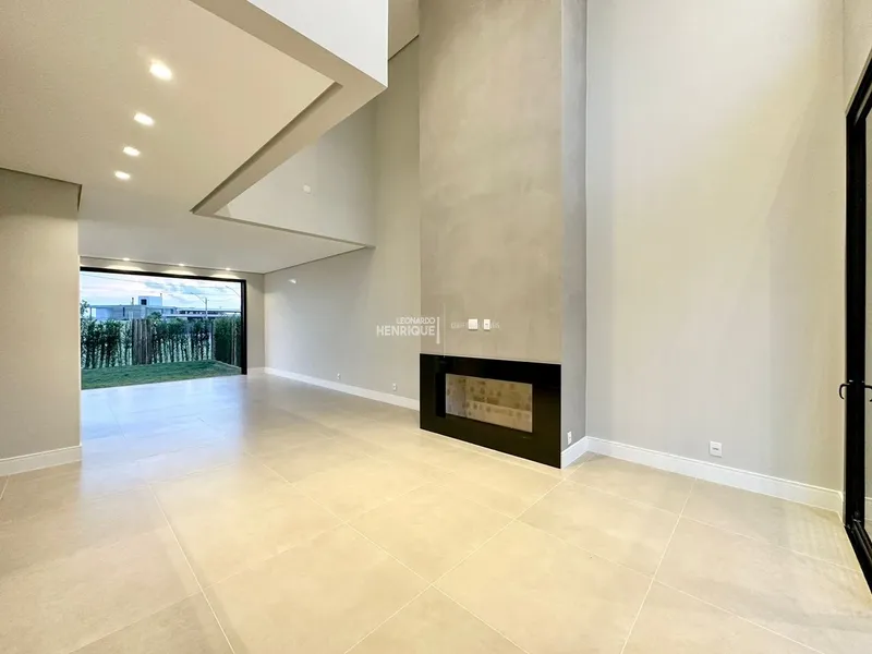 LINDO SOBRADO À VENDA!: 6ª foto da galeria de imagens do imóvel