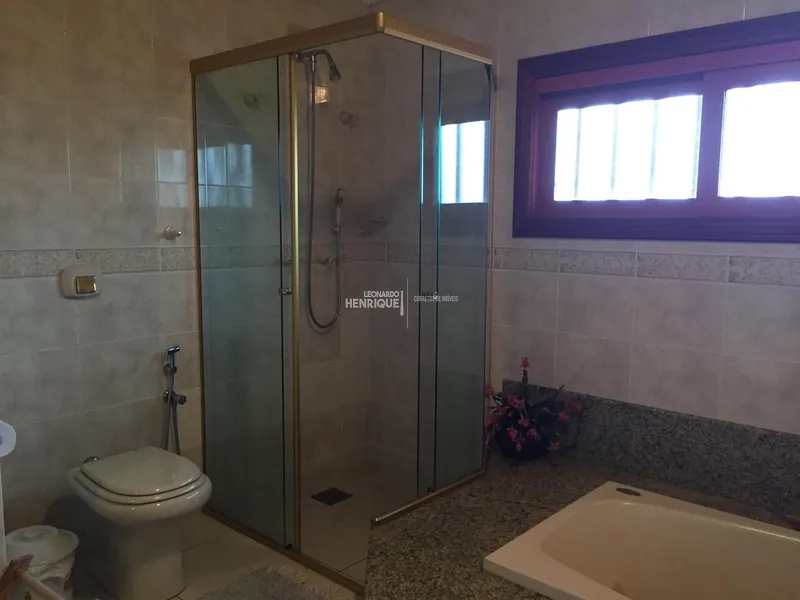 BELÍSSIMA MANSÃO EM BAIRRO NOBRE: 14ª foto da galeria de imagens do imóvel