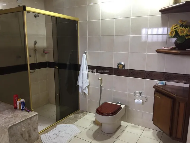 BELÍSSIMA MANSÃO EM BAIRRO NOBRE: 12ª foto da galeria de imagens do imóvel