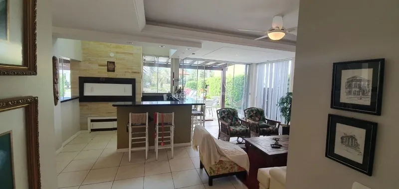 Sobrado com cinco suítes em condomínio fechado!!: 15ª foto da galeria de imagens do imóvel