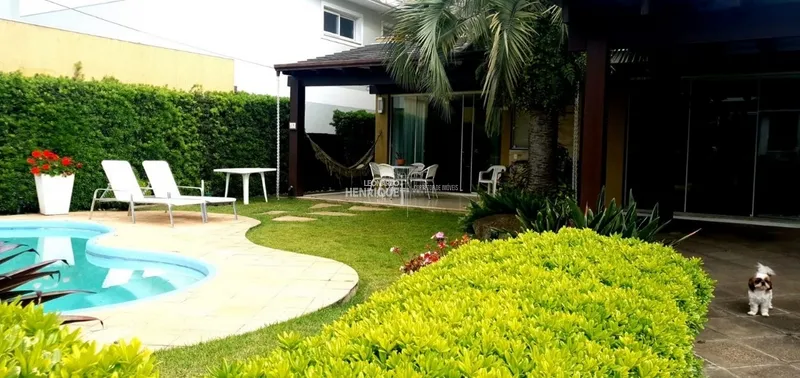 Sobrado com cinco suítes em condomínio fechado!!: 11ª foto da galeria de imagens do imóvel