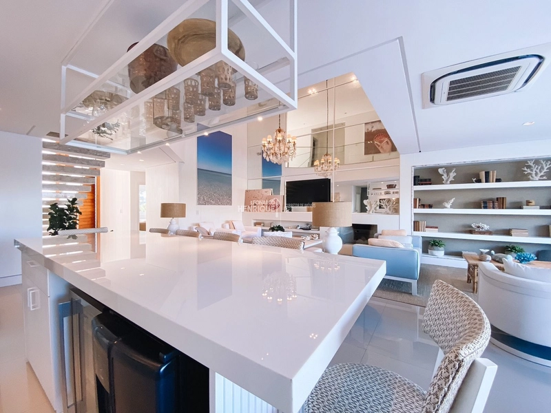 Sobrado com 05 suítes na beira do lago no ENSEADA: 11ª foto da galeria de imagens do imóvel