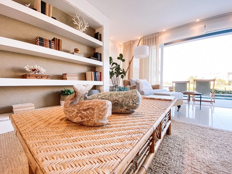 Sobrado com 05 suítes na beira do lago no ENSEADA: 39ª foto da galeria de imagens do imóvel