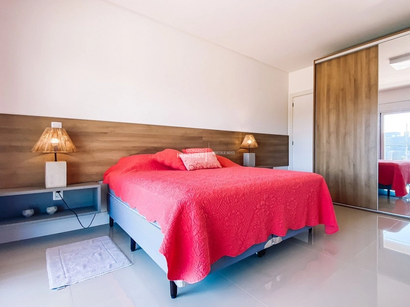 Sobrado com 05 suítes na beira do lago no ENSEADA: 59ª foto da galeria de imagens do imóvel