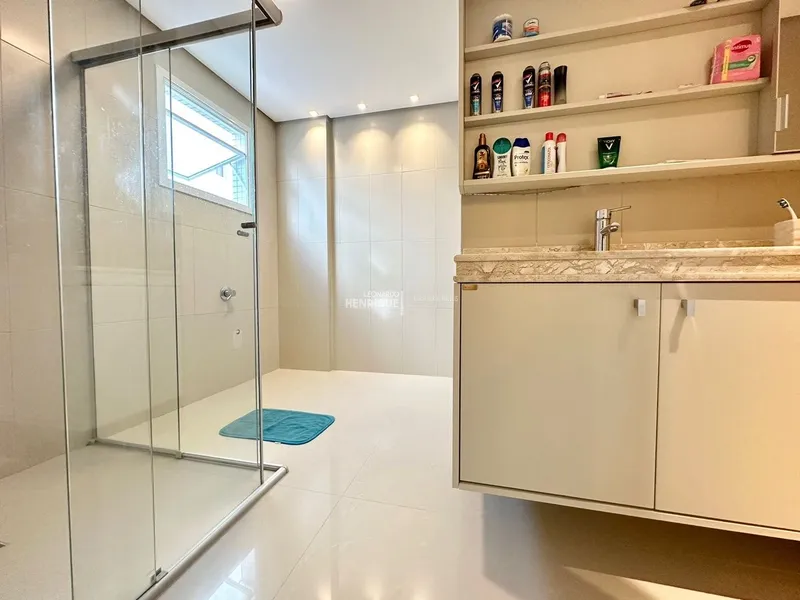 APARTAMENTO COM VISTA INCRÍVEL PARA O MAR: 26ª foto da galeria de imagens do imóvel