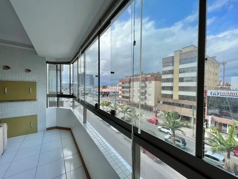 3 Dormitórios no centro: 1ª foto da galeria de imagens do imóvel