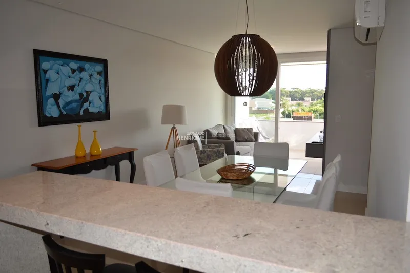 APARTAMENTO DE FRENTE PARA A AVENIDA CENTRAL DE ATLÂNTIDA: 4ª foto da galeria de imagens do imóvel